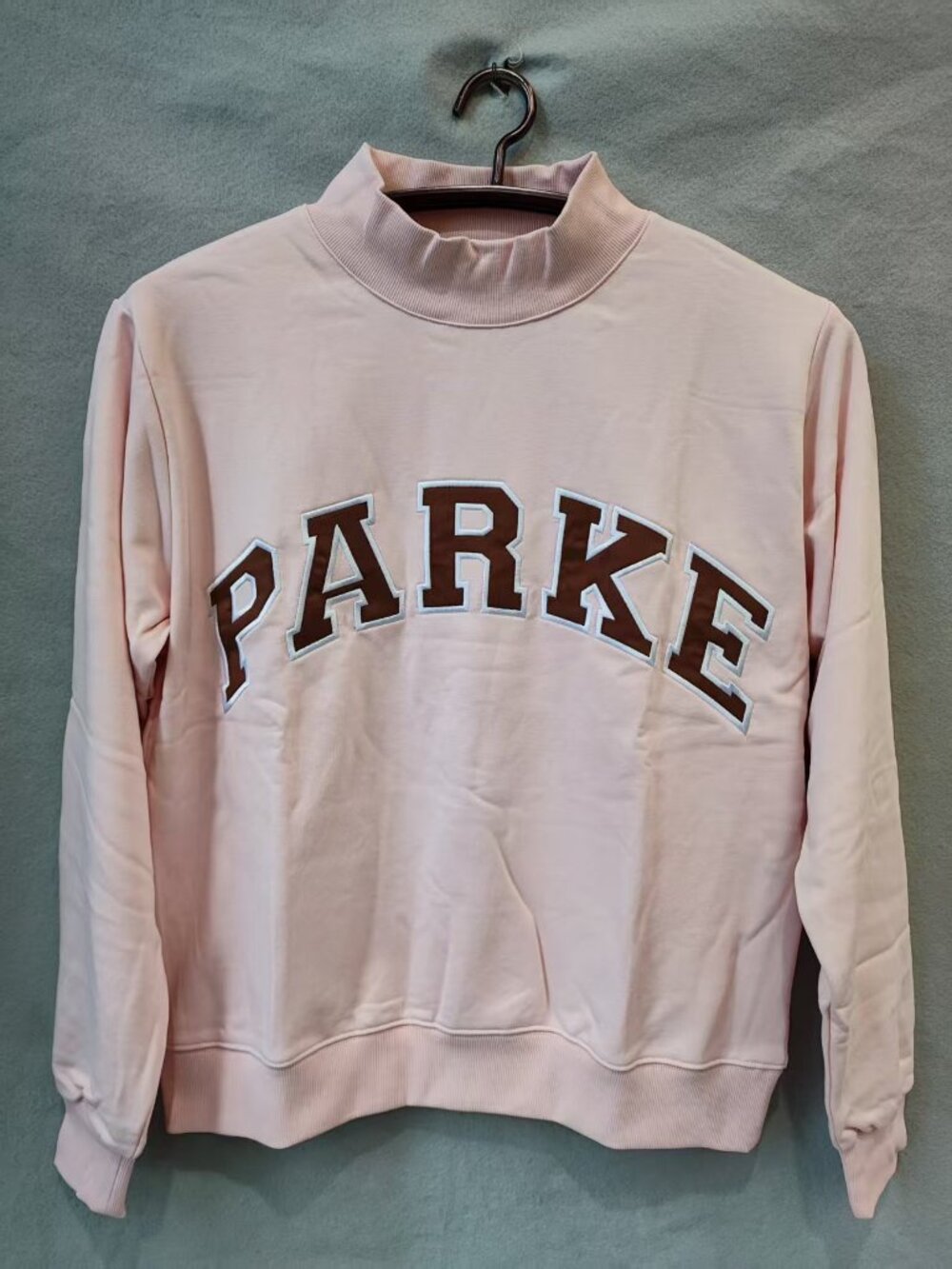 💖Size S/M PARKE Mock Neck Varsity Applique Sweatshirt